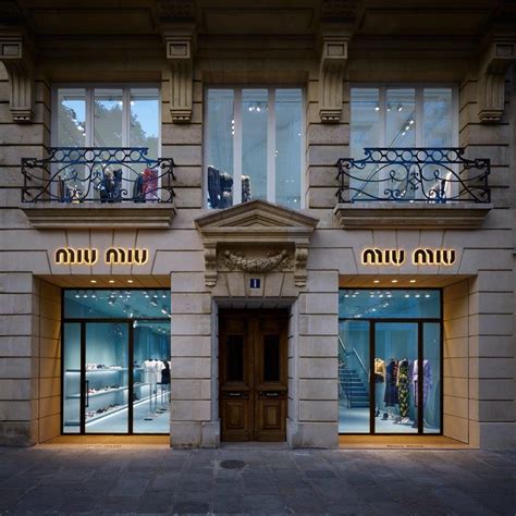 miu boutique.